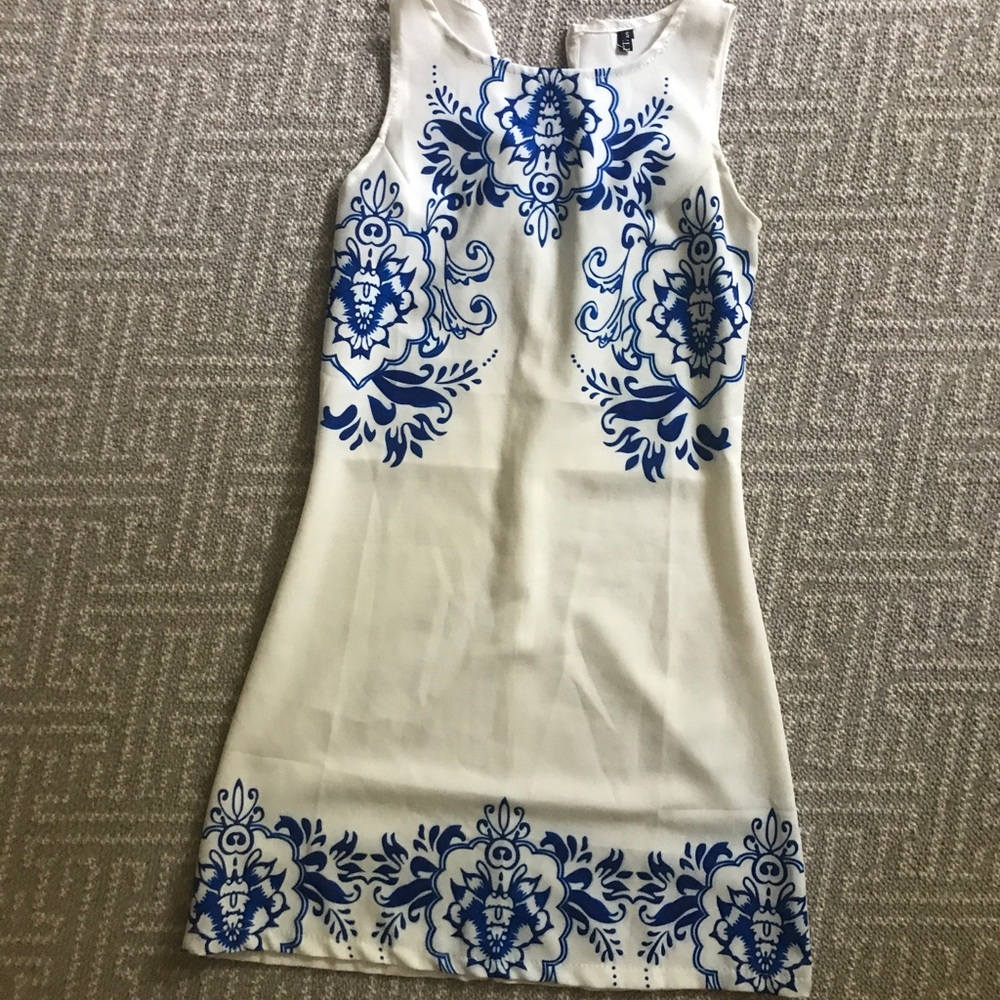 Blue and White Floral pattern Dress